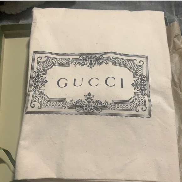 GUCCI Ophidia GG Supreme Pouch Clutch (Price Firm) - Picture 4 of 12